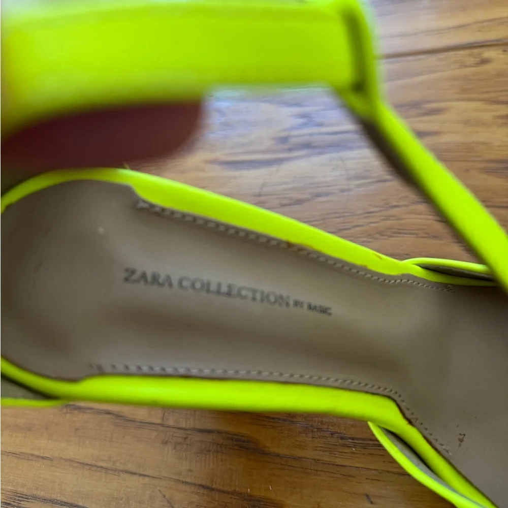 ZARA Neon Yellow T-Strap Block Heel Sandals 6.5 Lime Green Fluo Bright Party Pop - Picture 8 of 14